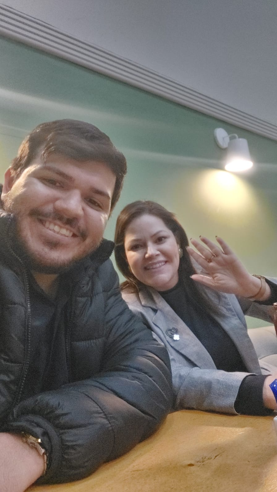 Rodrigo Almeida com Daiane Machado
